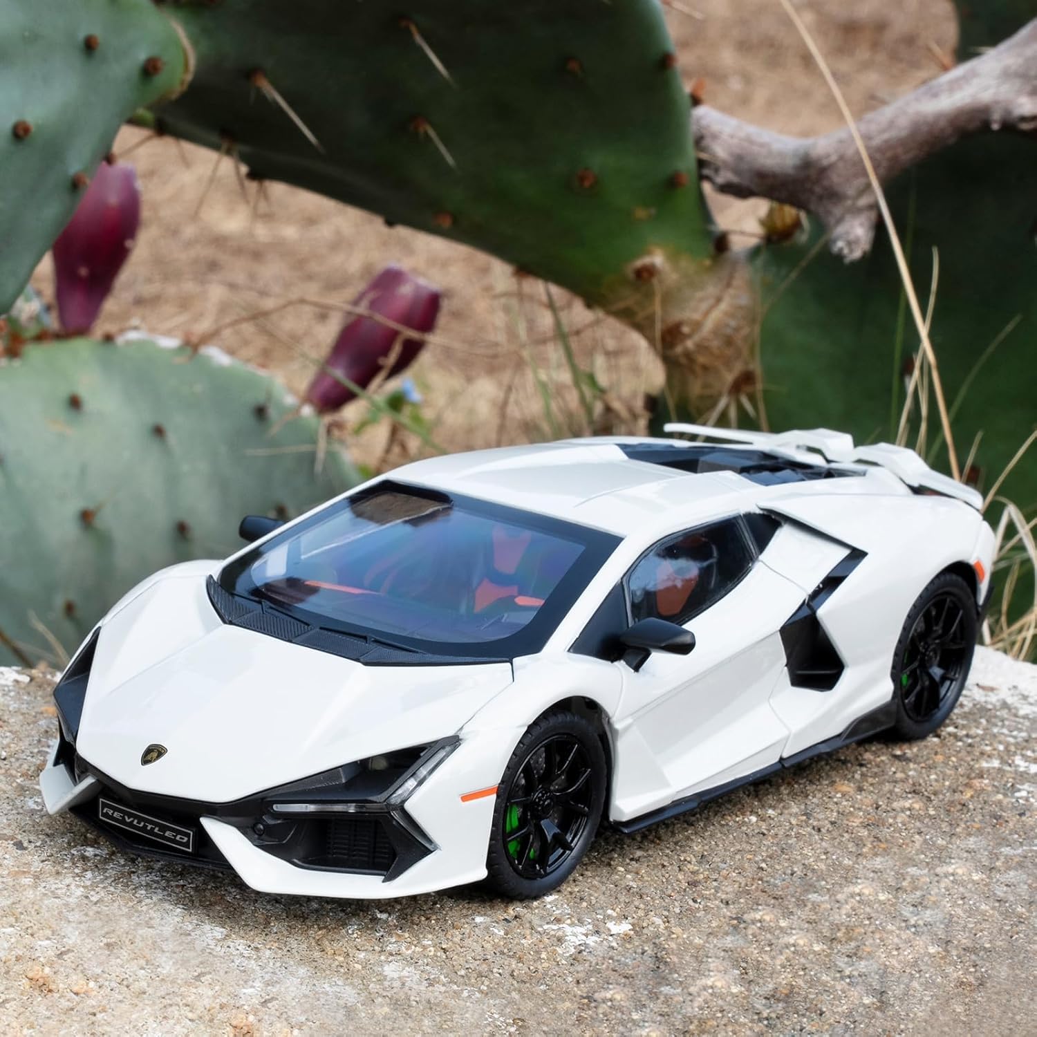 Aetron 1:24 Scale Luxury Sports Car – Revuelto Inspired (Red & Black)